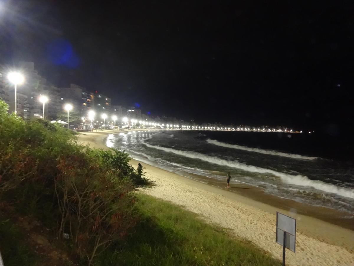 Magnifico Apartamento De Charme - 3 Quartos Ar Condicionados Split - Beira Mar, 2 Banheiros, 2 Vagas Garagem, 4 Varandas, 2 Elevadores, Redes Para Descanso, Wi-Fi, Air Fryer, Disney Plus, Hbo Max, Guarda Sol, Cadeiras De Praia, Carrinho E Caixa Termi Guarapari Εξωτερικό φωτογραφία